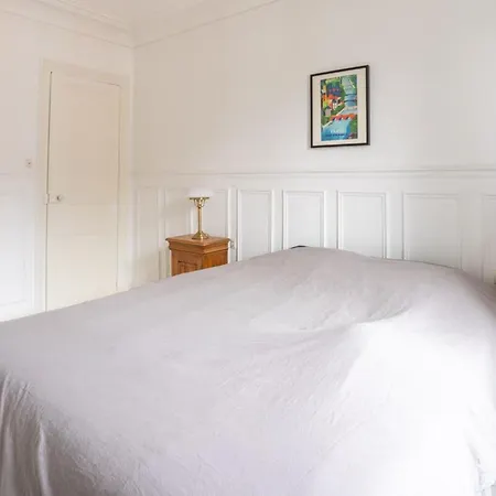 Central & Vibrant 1bd Flatporte De Clignancourt *